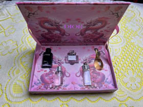 Dior Peach Blossom Dragon Set d'échantillons de parfum de cinq-3468